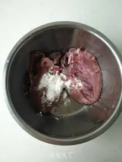 Make Chili fried pork heart step 0