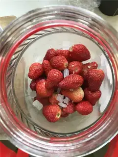 Make Strawberry step 2