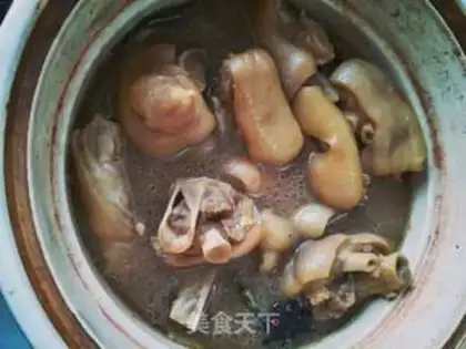 Make Red burning pig hoof step 5