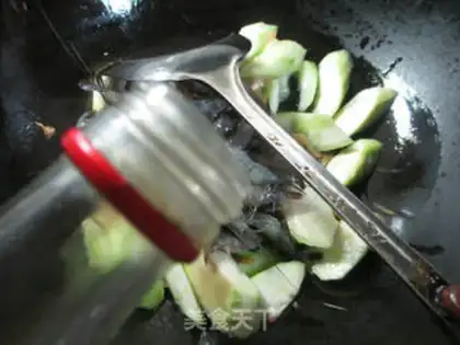 Make Snack-shrimp soup step 2
