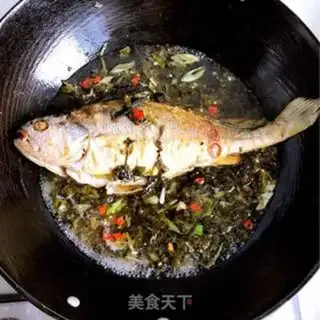Make Snow-cooked yellow fish step 7