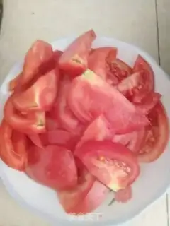 Make Tomato fried eggs step 0