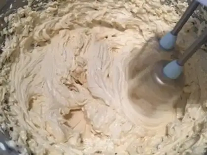 Make French sesame moon cake step 5