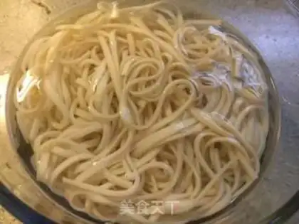 Make Seafood noodles step 1