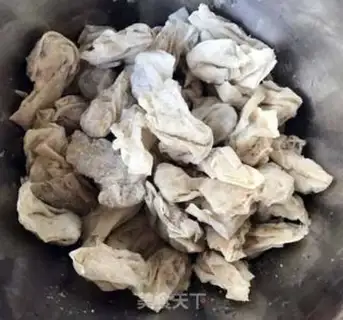 Make Cinnamon fried meat step 1