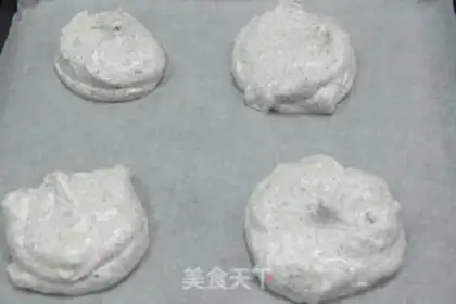 Make Pavlova cake step 4