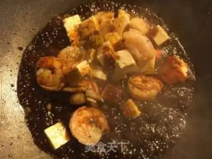 Make Seafood noodles step 6