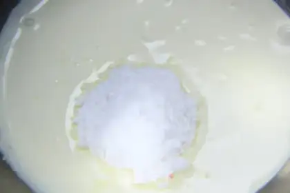 Make Pavlova cake step 6