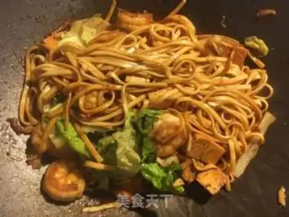 Make Seafood noodles step 7