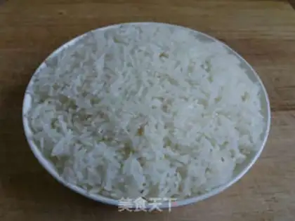 Make Weenie egg fried rice step 0