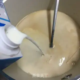 Make Homemade milk tea step 3