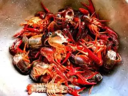 Make Night beer spicy lobster step 3