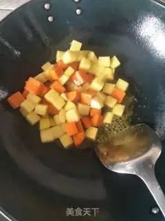 Make Curry potato stew step 1