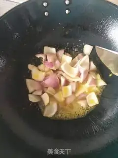 Make Curry potato stew step 2