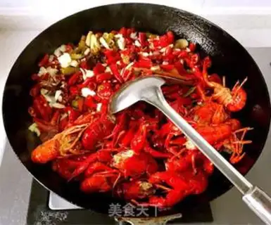 Make Night beer spicy lobster step 9
