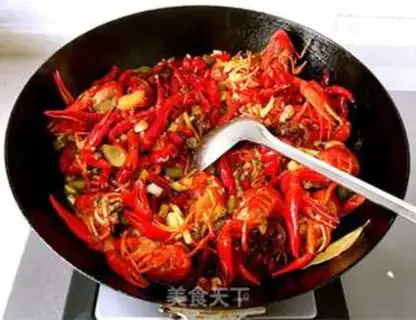 Make Night beer spicy lobster step 10