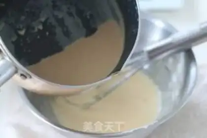 Make Red tea marshmallow mousse step 10