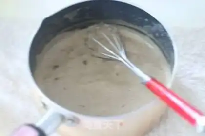 Make Red tea marshmallow mousse step 11