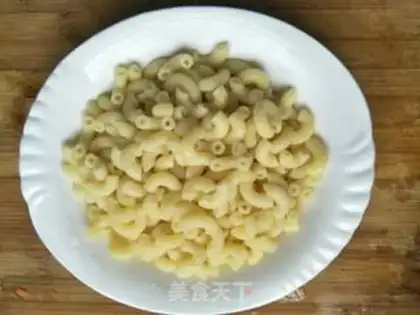 Make Tomato sauce pasta step 9