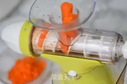 Make Colored vegetable buns step 0
