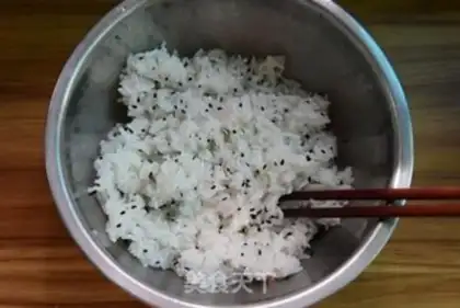 Make Tuna rice step 2