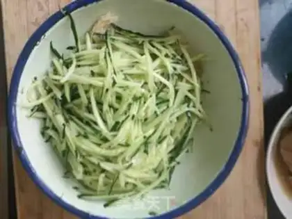Make Frozen silk step 2