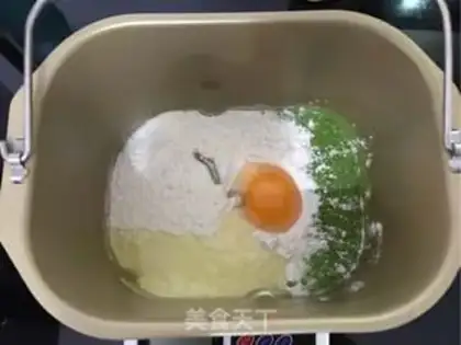 Make Scrambling tea and potatoes step 1