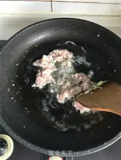 Make Meat and egg pepper sauce step 3