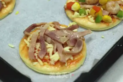 Make Mini pizza step 12