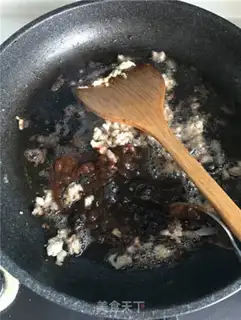 Make Meat and egg pepper sauce step 4