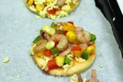 Make Mini pizza step 13