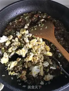 Make Meat and egg pepper sauce step 6