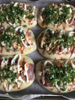 Make Bacon cheese and vegetable bread step 8