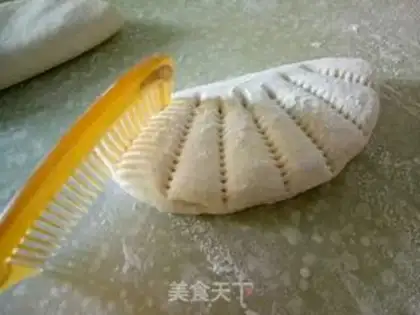 Make Shell buns step 11