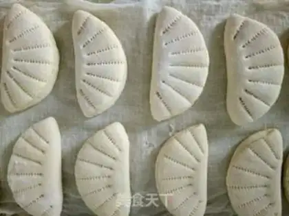 Make Shell buns step 12