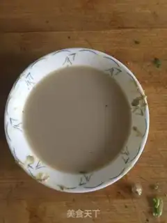 Make A pair of hands tore a chicken step 5