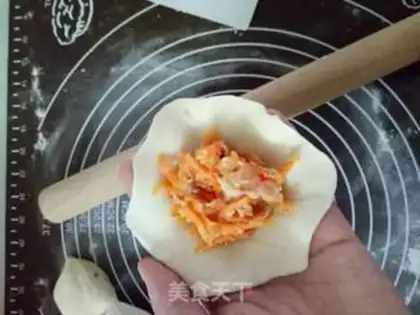 Make Meat buns step 4