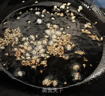 Make Scratch pepper and garlic step 5