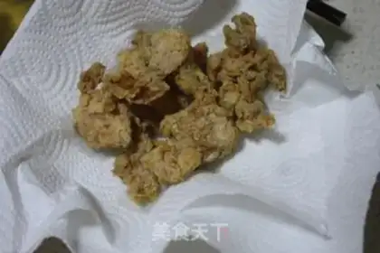 Make The gravy is full of fried chicken step 8