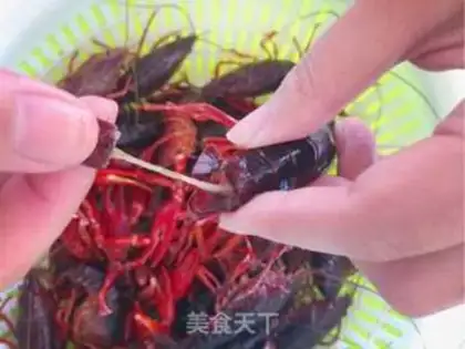 Make Home spicy lobster step 2