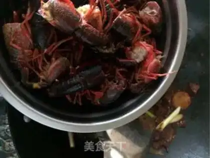 Make Home spicy lobster step 11