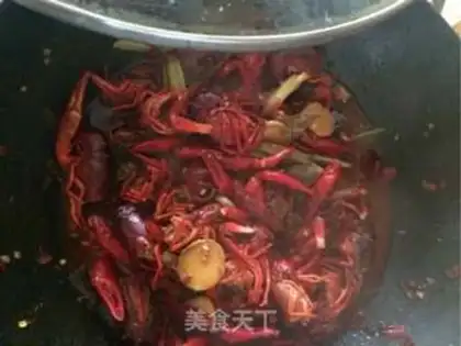 Make Home spicy lobster step 16