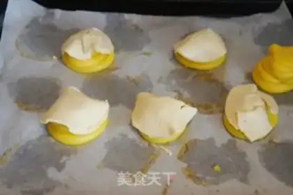 Make Big marshmallow puffy step 12