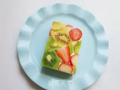 Make Flower fruit toast step 5