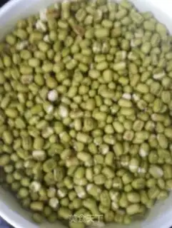 Make Bone green bean soup step 0