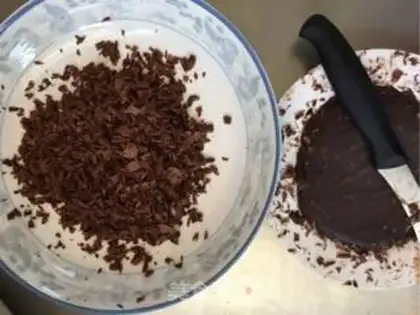 Make A rose black forest cake step 14