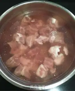 Make Potato-peased ribs step 1