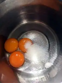 Make Red velvet cake step 1