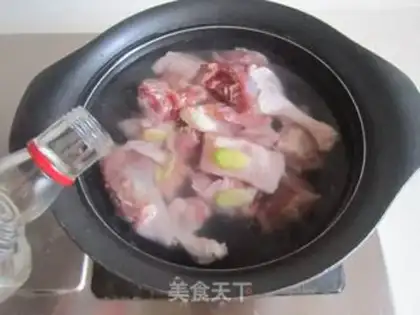 Make Burn duck legs white step 1