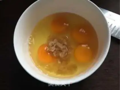 Make Pineapple thick egg fever step 2